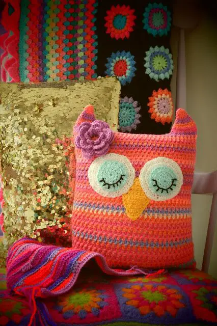 crochet owl pillows