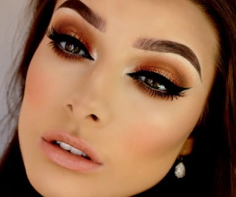 New Year's Makeup 2023 Photos and trends to rock