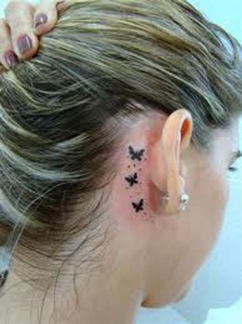 tatuagem atras da orelha de borboletas 3