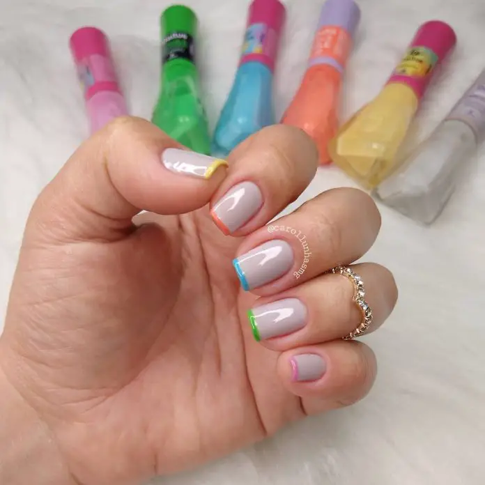 Unhas curtas decoradas: 40 fotos para experimentar em 2024