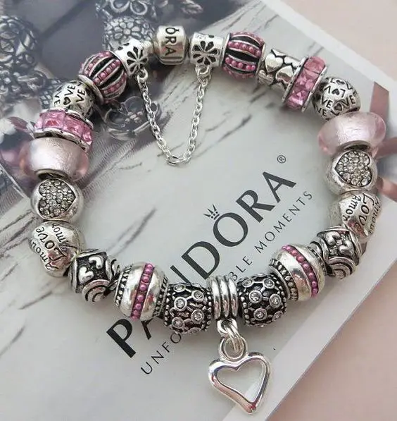 Pulseira Pandora: Significado de cada Charm, Preços e Modelos