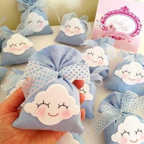 Baby shower favors: Do it yourself