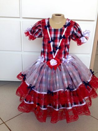 Vestido de festa Junina Infantil: Modelos para dançar quadrilha