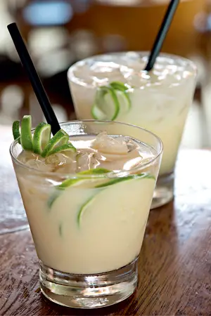 Caipirinha de Yakult com Vodka: 2 Receitas com o passo a passo