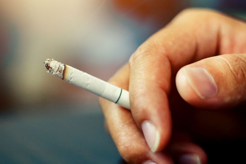 Cigarro eletrônico pode salvar milhões de vidas, dizem 
