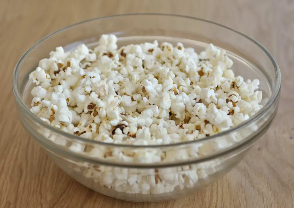 How to make popcorn without oil