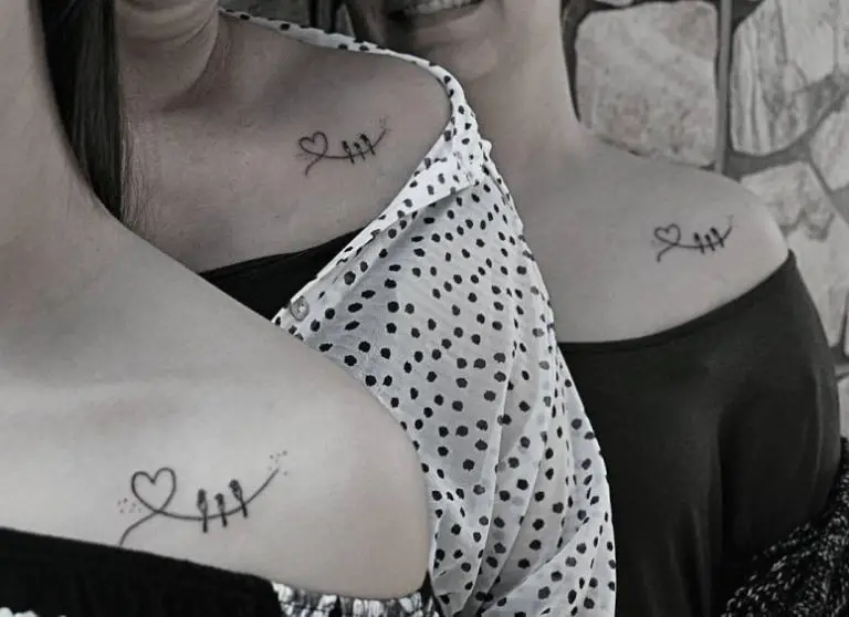74 Tatuagens de irmãs com frases e símbolos para se inspirar