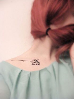 Tatuagens Minimalistas- Ramo de cereja