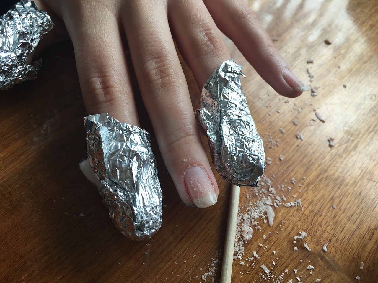 how to remove gel nails at home
